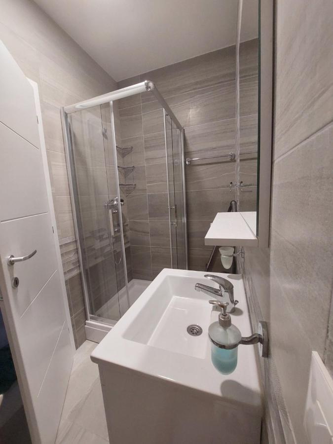 Rines Apartment Ohrid Eksteriør bilde